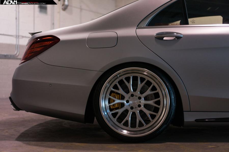 Детали экстерьера Mercedes-AMG S63 on ADV.1 Wheels (ADV10.0) 2015 года  (фото 20 из 27)